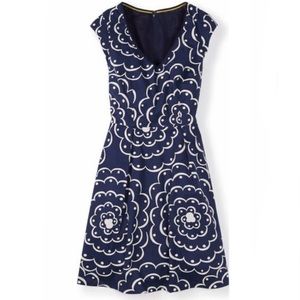 Boden Retro Floral Print Navy Blue & White Cap Sleeve Lined Dress size 4L